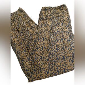 Lularoe size tall and curvy leggings excellent condition see pic great colors